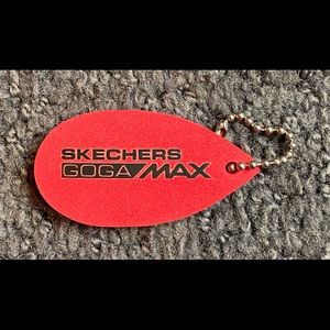 Skechers Goga Max Cushioning Keychain Squish Me